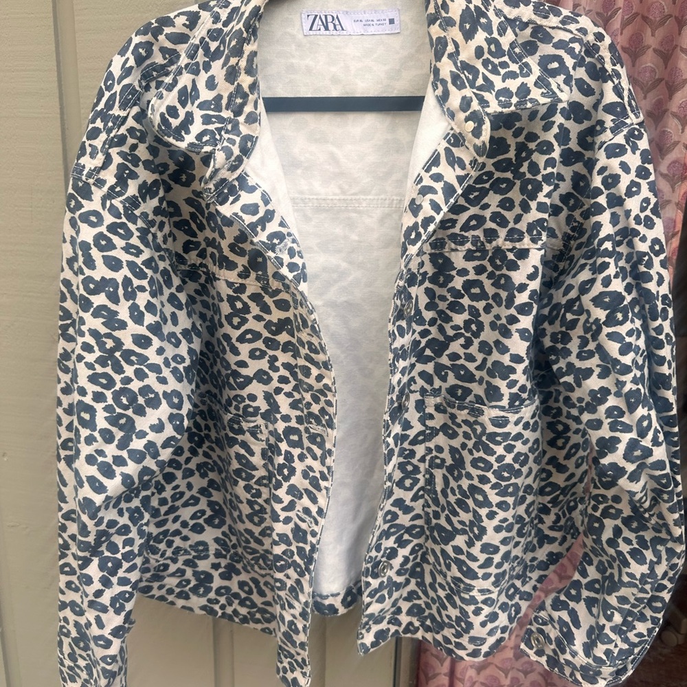 Zara Women's Leopard Print jeans Jacket